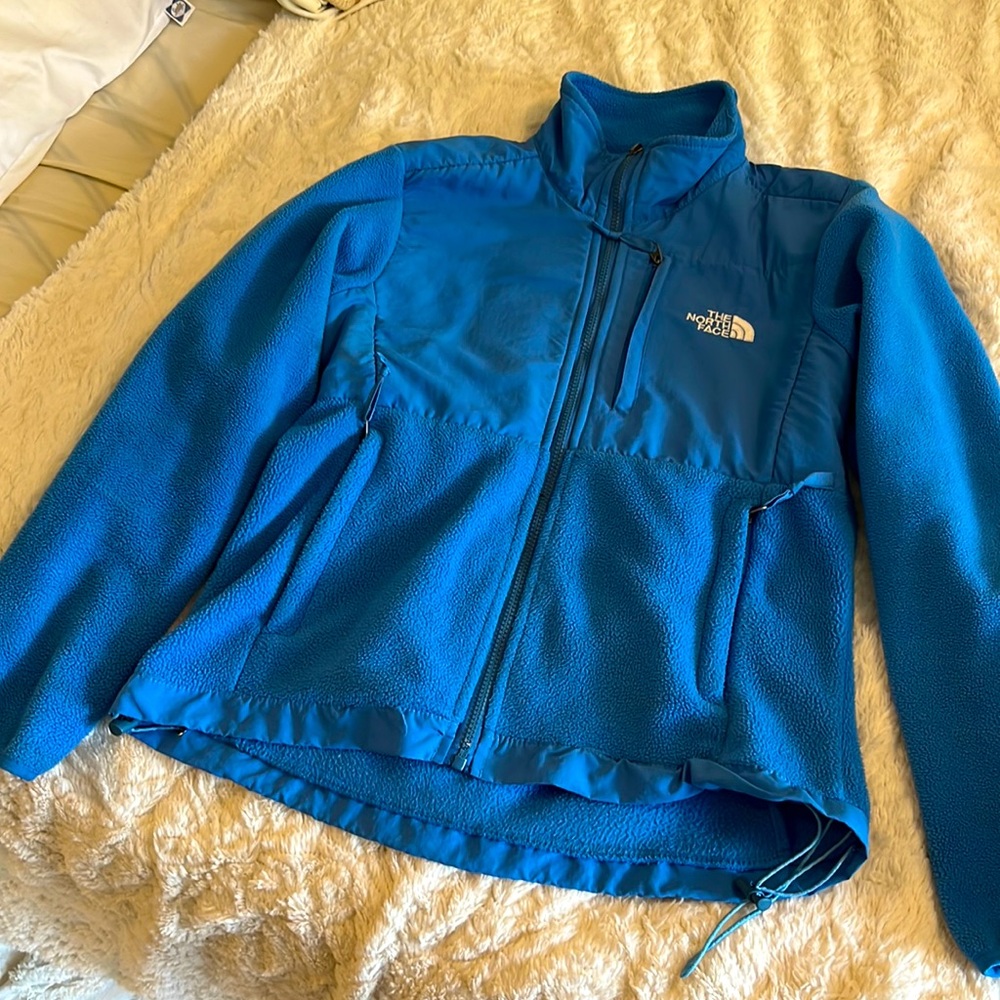 North face baby blue M Denali jacket